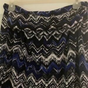 AB Studio, Size Medium, Long Maxi Skirt Black, White, Blue.